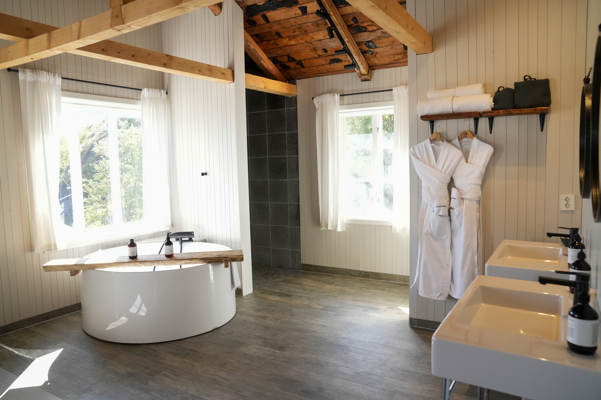 Nusfjord_UpperIcehouse_80